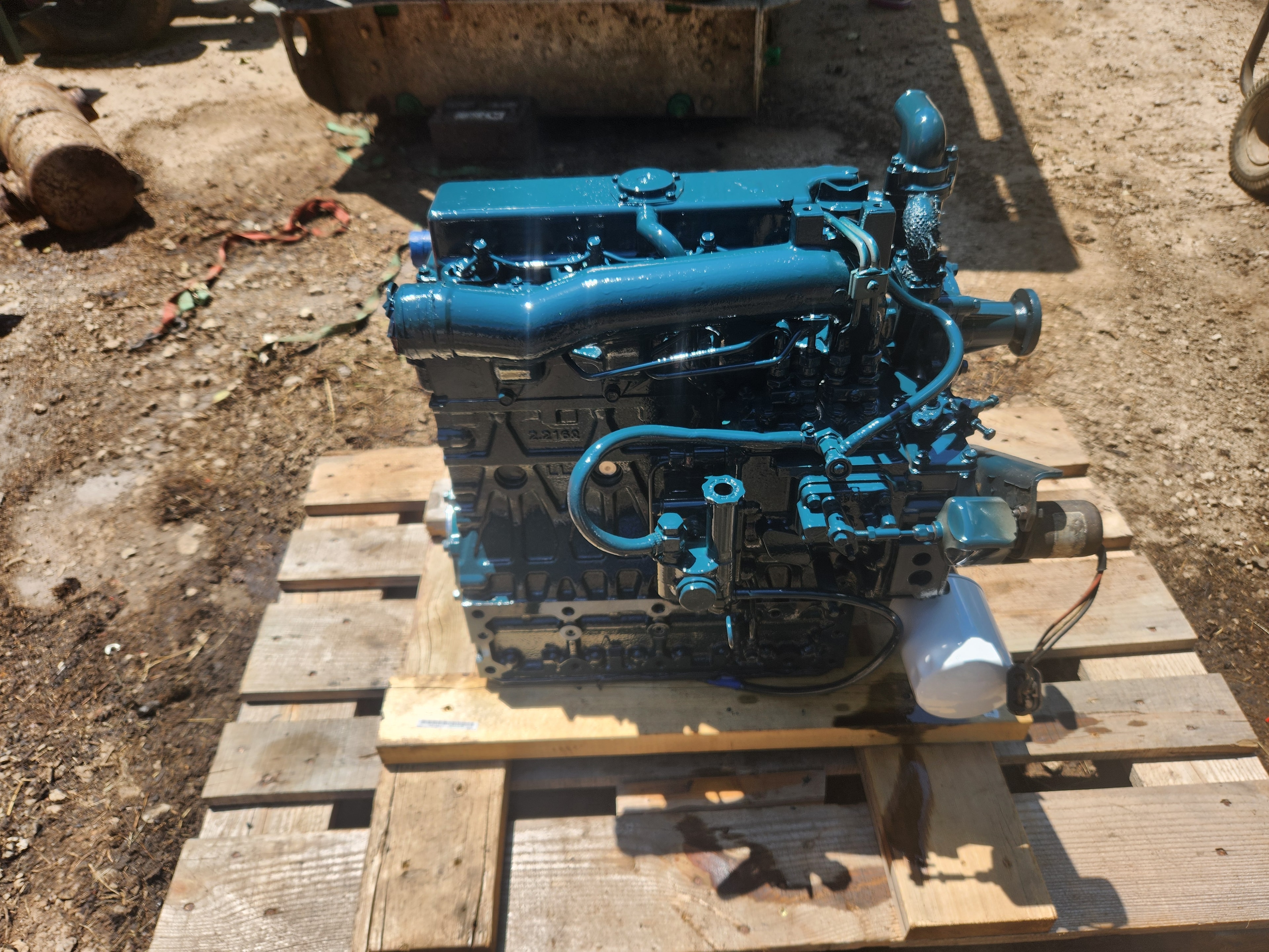 Kubota V2203 crankshaft detail